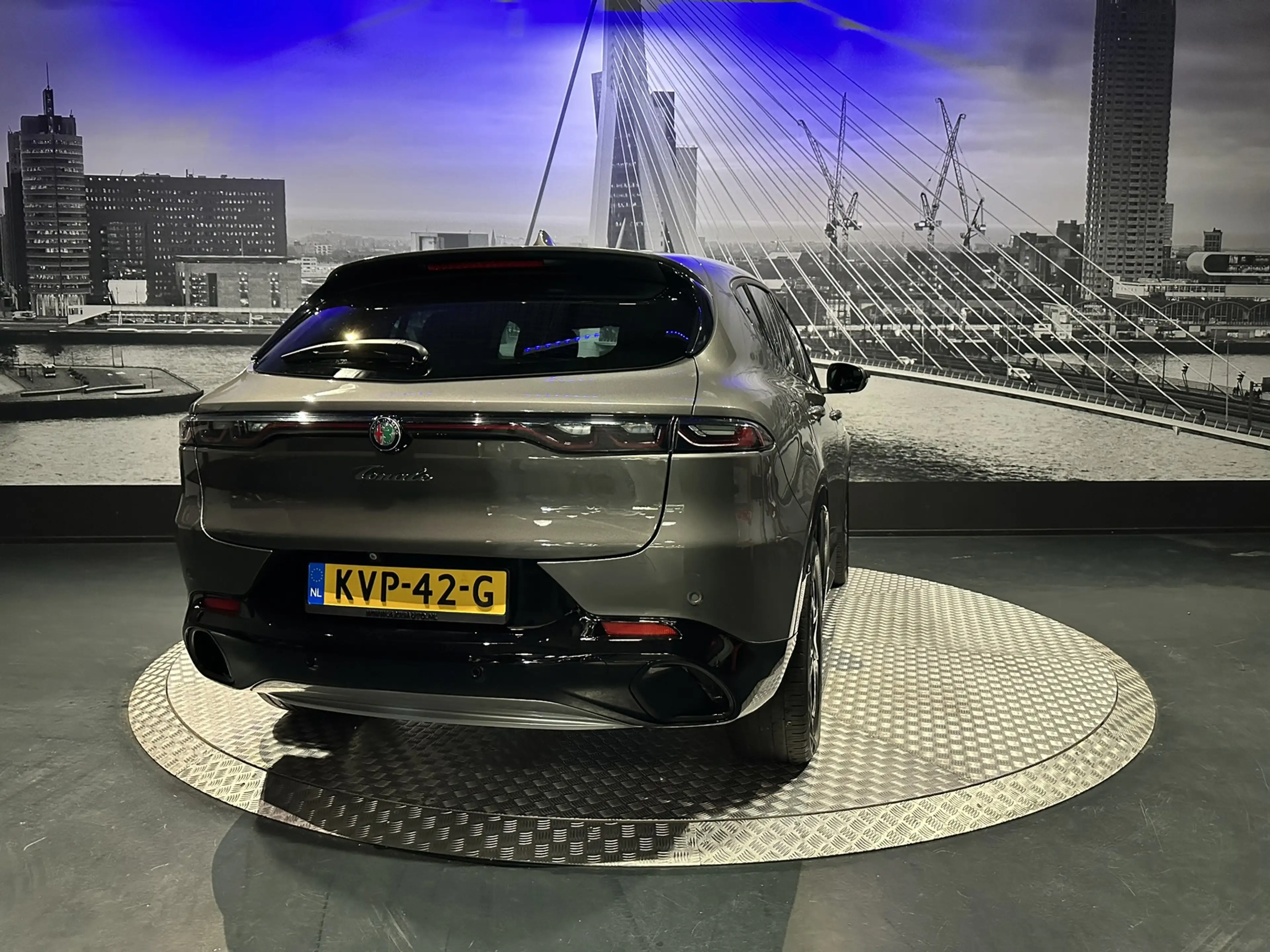 Alfa Romeo Tonale 1.3 Ibrida Plug-In Q4 — photo 12