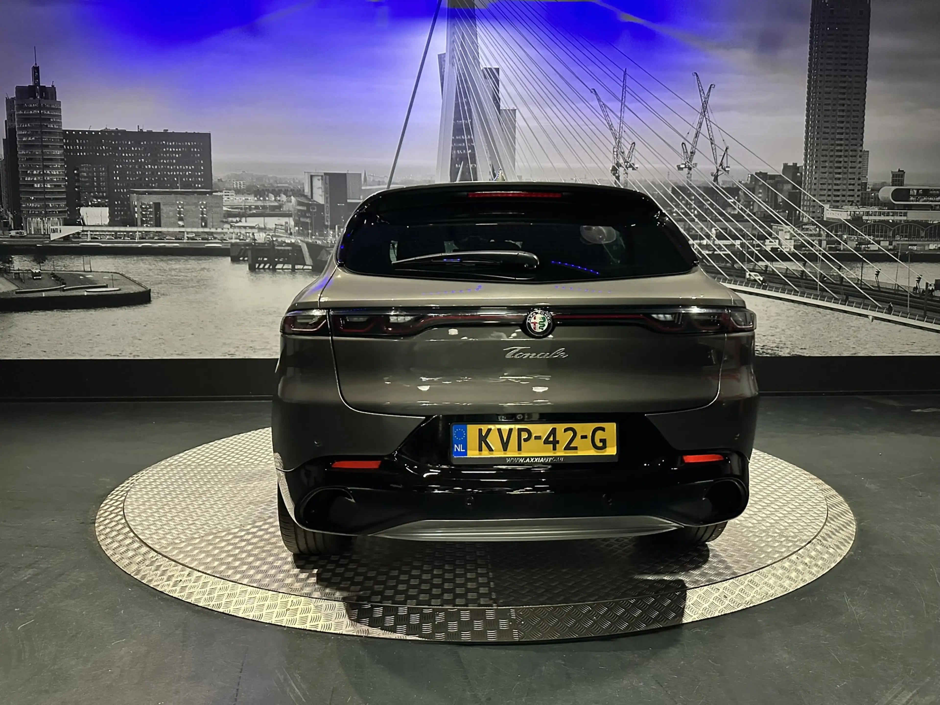 Alfa Romeo Tonale 1.3 Ibrida Plug-In Q4 — photo 11