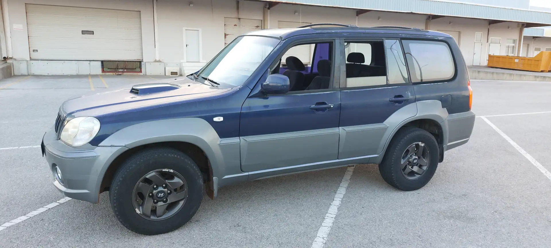 Hyundai Terracan Niebieski - 1