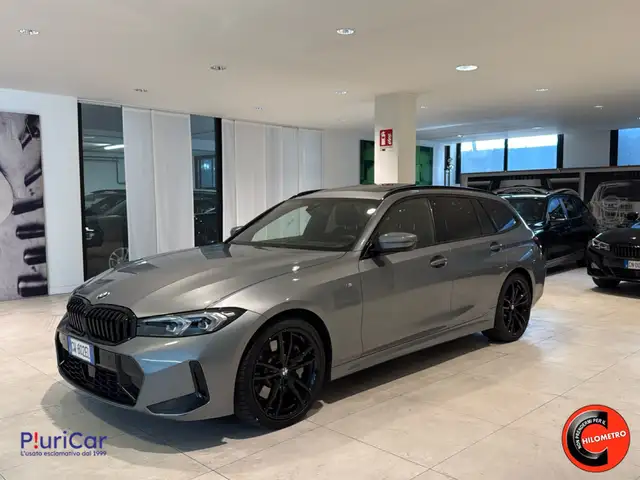BMW 330 d 48V 286cv xDrive Touring auto Tetto Pelle 19”