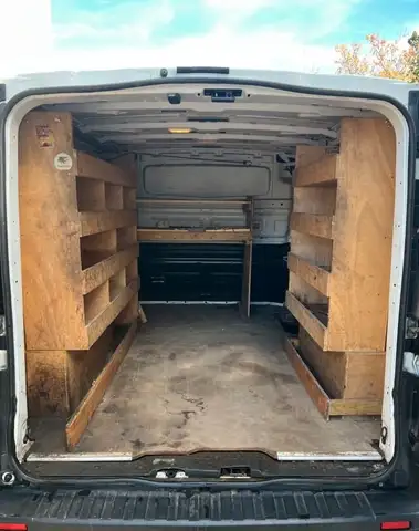 Renault Trafic view 5