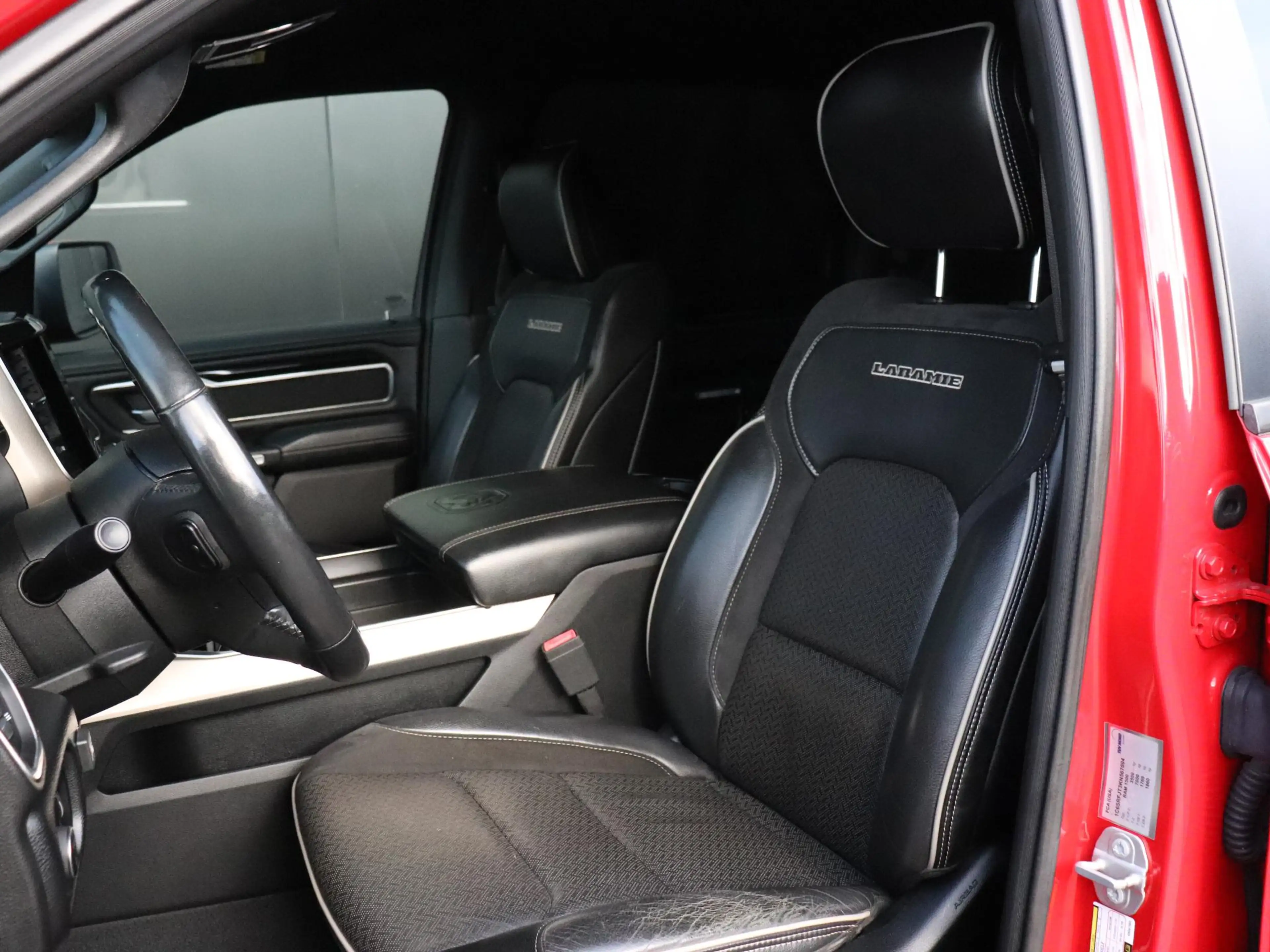 Dodge RAM 1500 5.7 V8 4x4 Crew Cab Laramie | LPG | STOEL/STU — photo 14