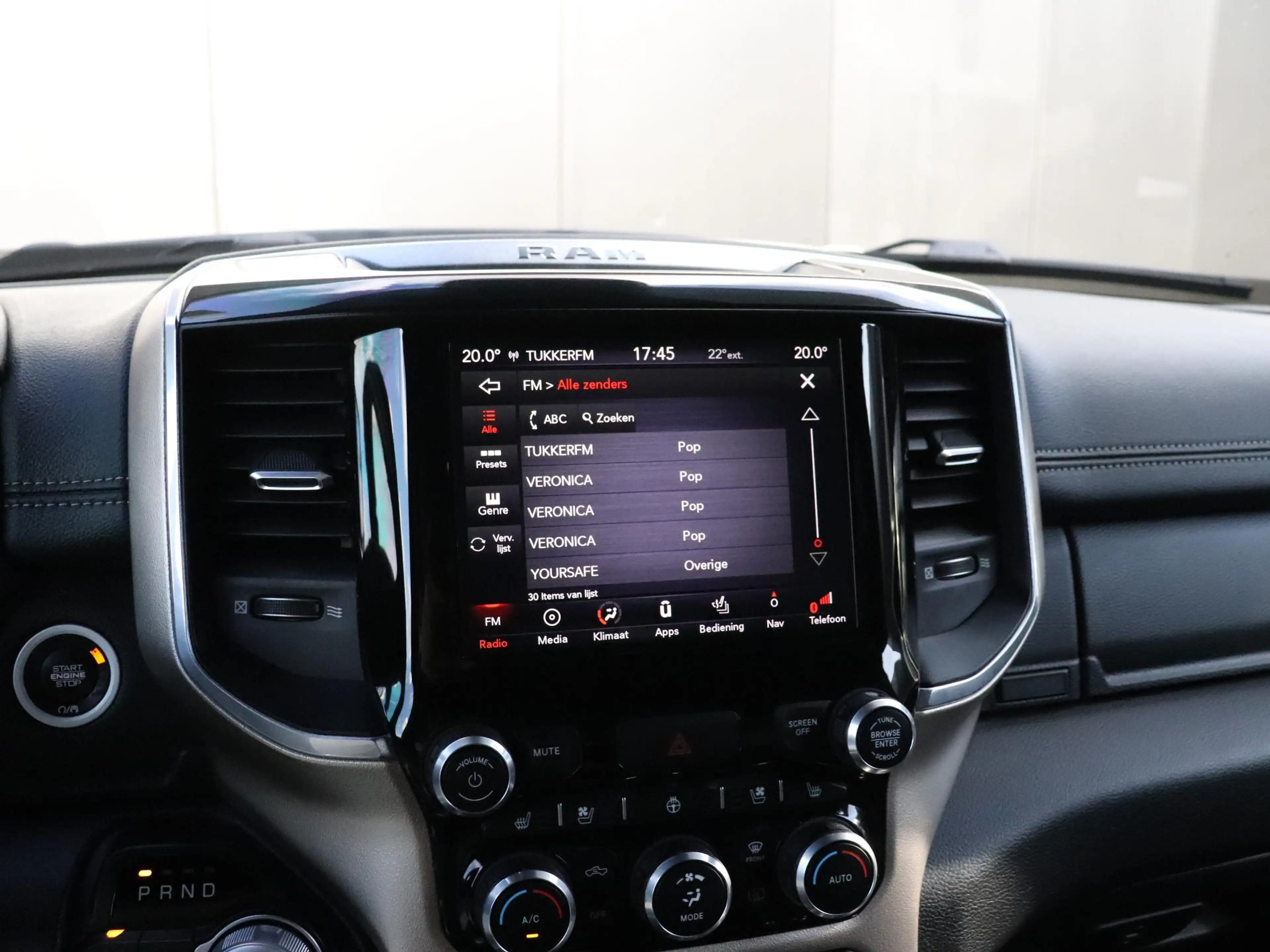 Dodge RAM 1500 5.7 V8 4x4 Crew Cab Laramie | LPG | STOEL/STU — photo 6