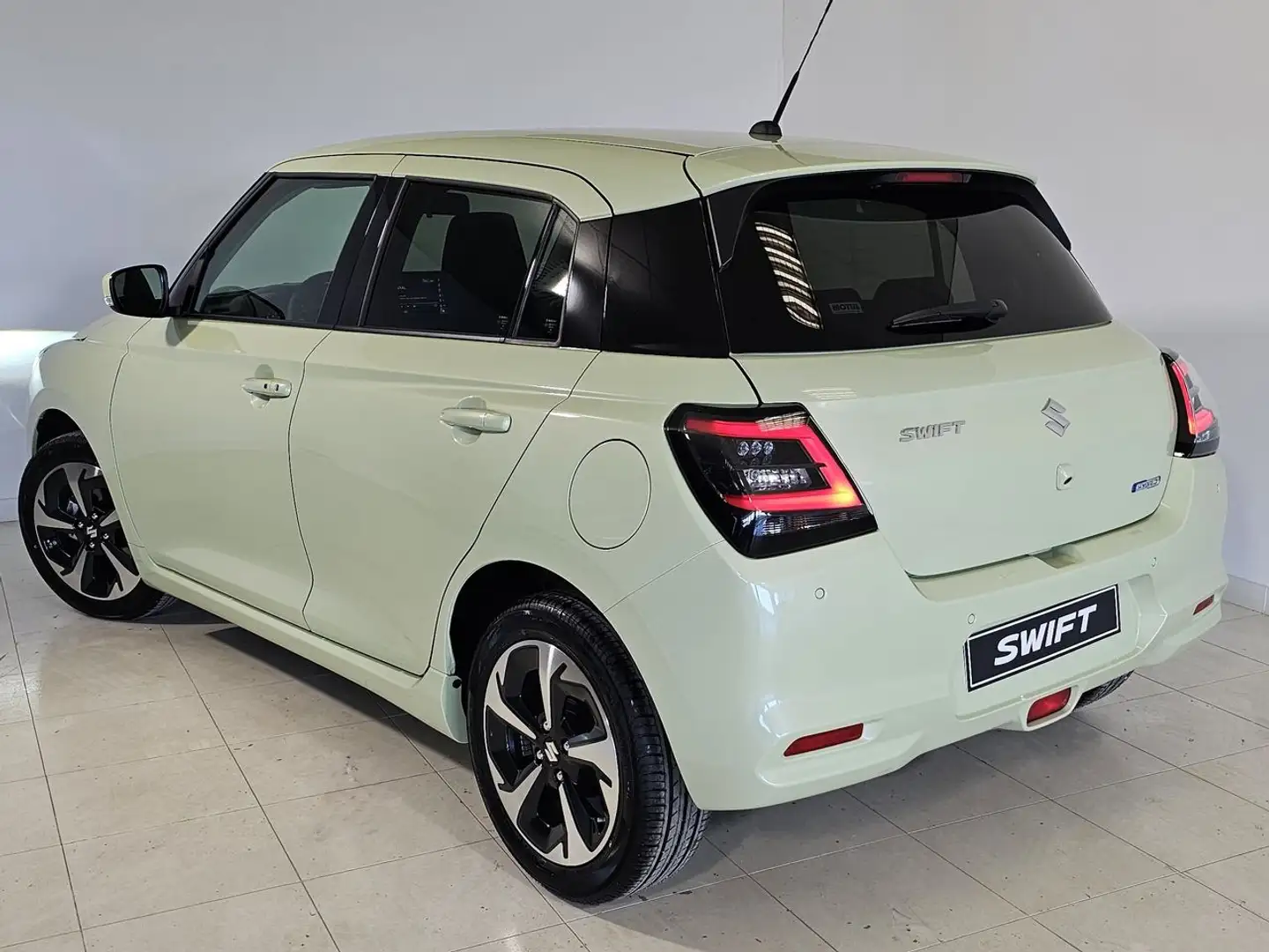Suzuki Swift 1.2 S3 Mild Hybrid Blanco - 2