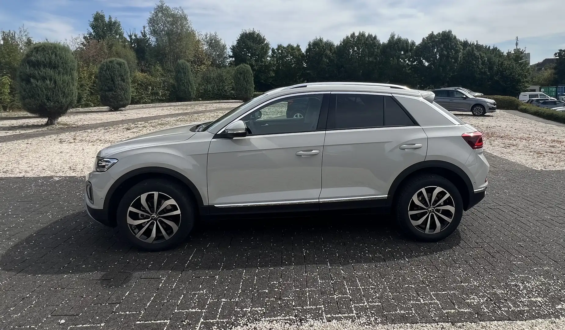 Volkswagen T-Roc Style DSG Matrix-LED Kamera AHK Gris - 2