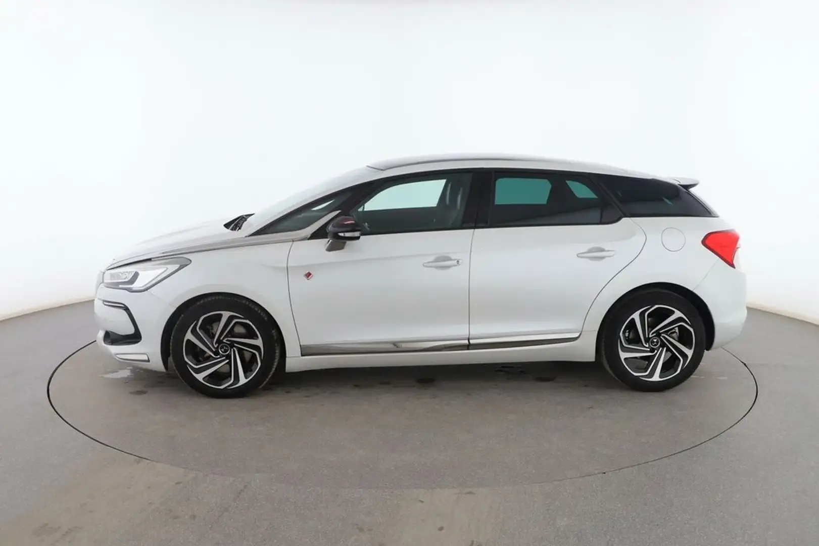 DS Automobiles DS 5 2.0 Blue-HDi Performance Line Blanco - 2
