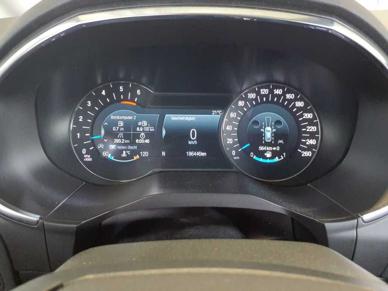 Ford S-Max 2.0 EcoBlue Titanium AHK SpoSi ACC BLIS — photo 8
