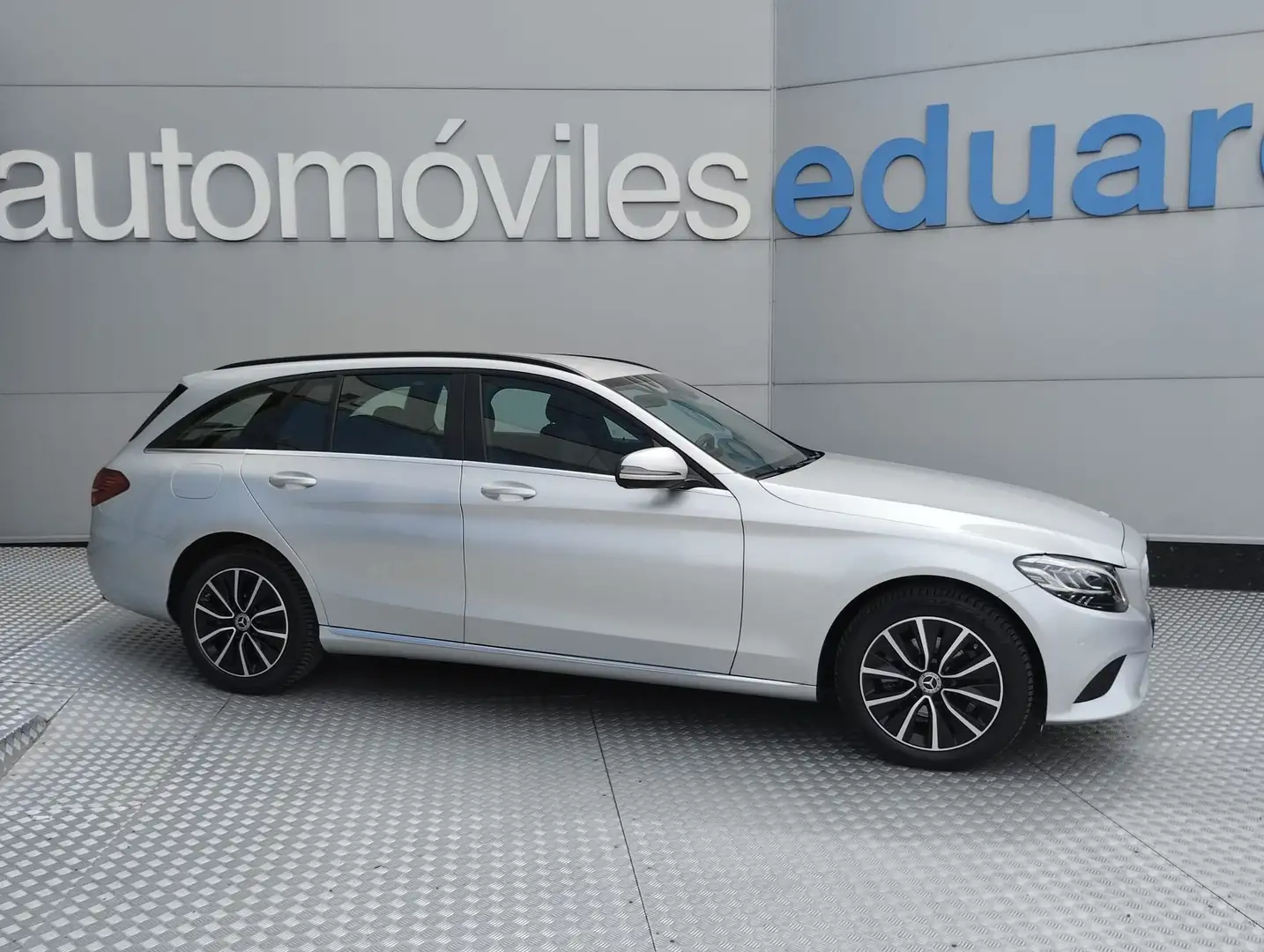 Mercedes-Benz C 180 CDI BE Blue Efficiency Ed. Estate Plateado - 1