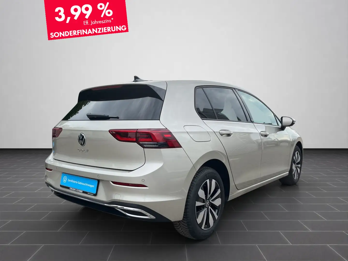 Volkswagen Golf VIII 2.0 TDI DSG Move LED SHZ APP PDC Silber - 2