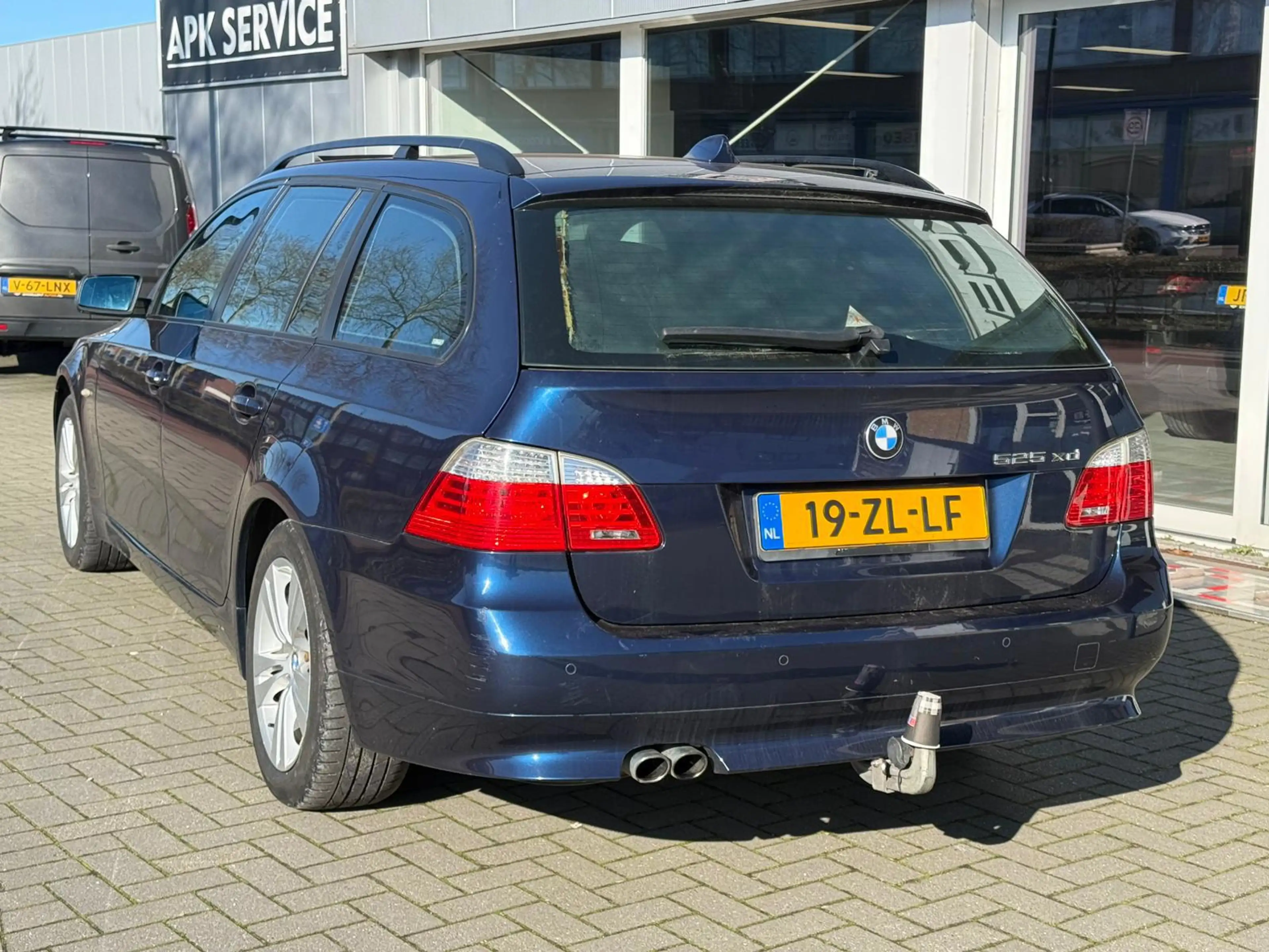 BMW 525 5-serie Touring 525xd Business Line | Leder | Pano — photo 4