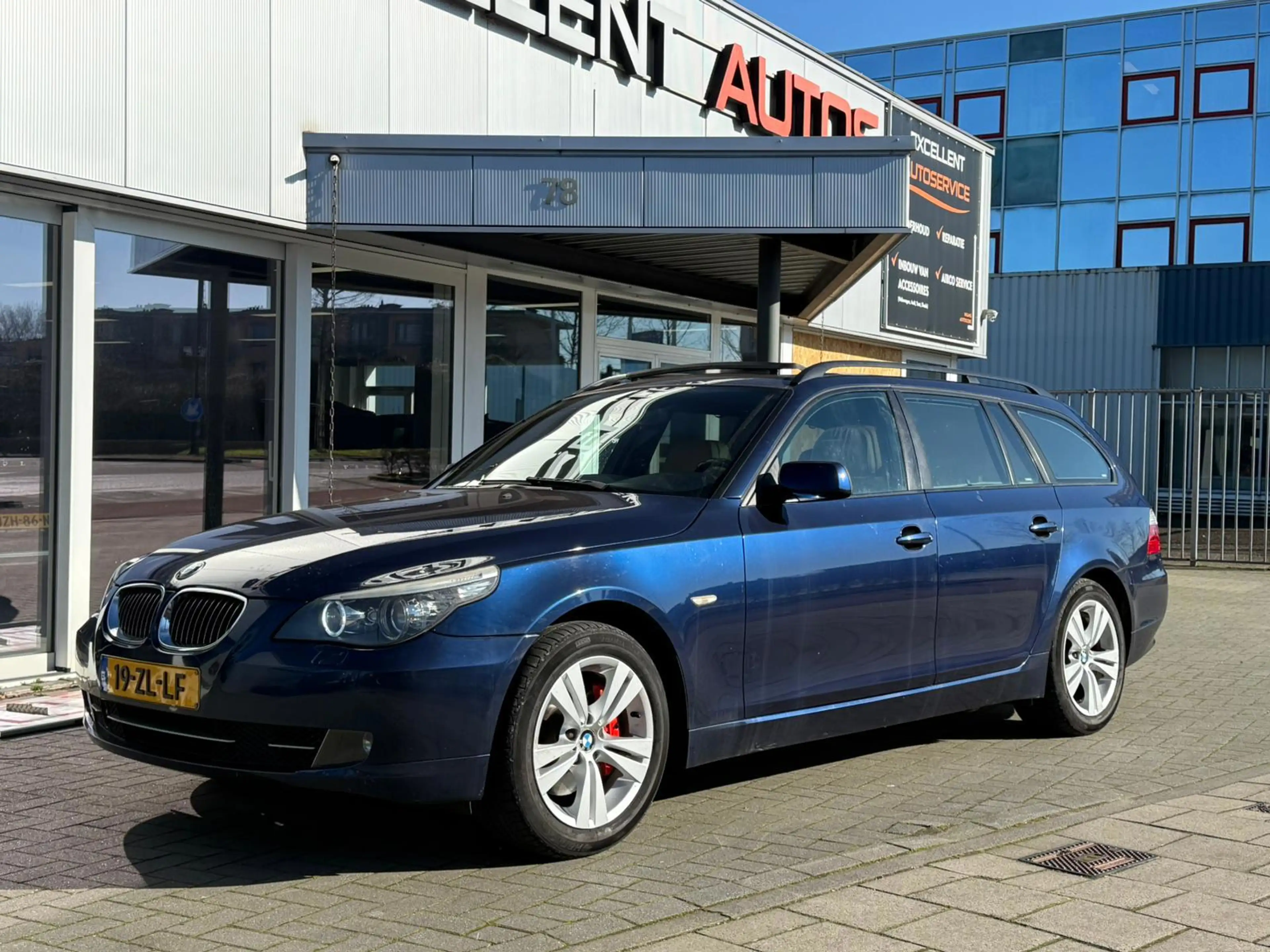 BMW 525 5-serie Touring 525xd Business Line | Leder | Pano — photo 2