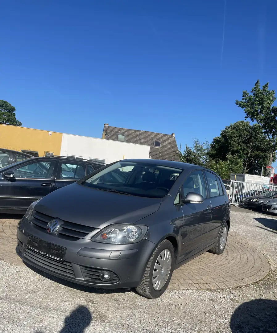 Volkswagen Golf Plus Tour mit neuen Tüv, 8Fach Breifet Grigio - 2