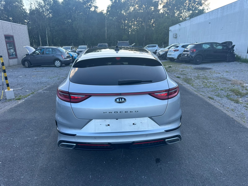 Kia ProCeed / pro_cee'd ProCeed 1.0 T-GDi GT-Line ISG — photo 6