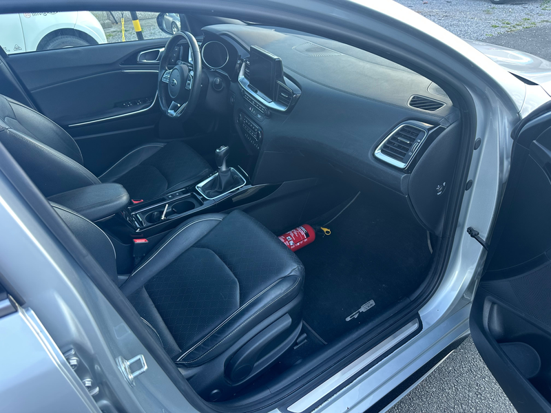 Kia ProCeed / pro_cee'd ProCeed 1.0 T-GDi GT-Line ISG — photo 9