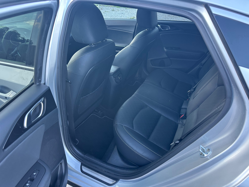 Kia ProCeed / pro_cee'd ProCeed 1.0 T-GDi GT-Line ISG — photo 10