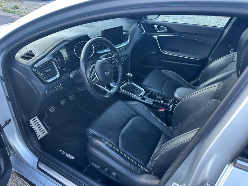 Kia ProCeed / pro_cee'd ProCeed 1.0 T-GDi GT-Line ISG — photo 8