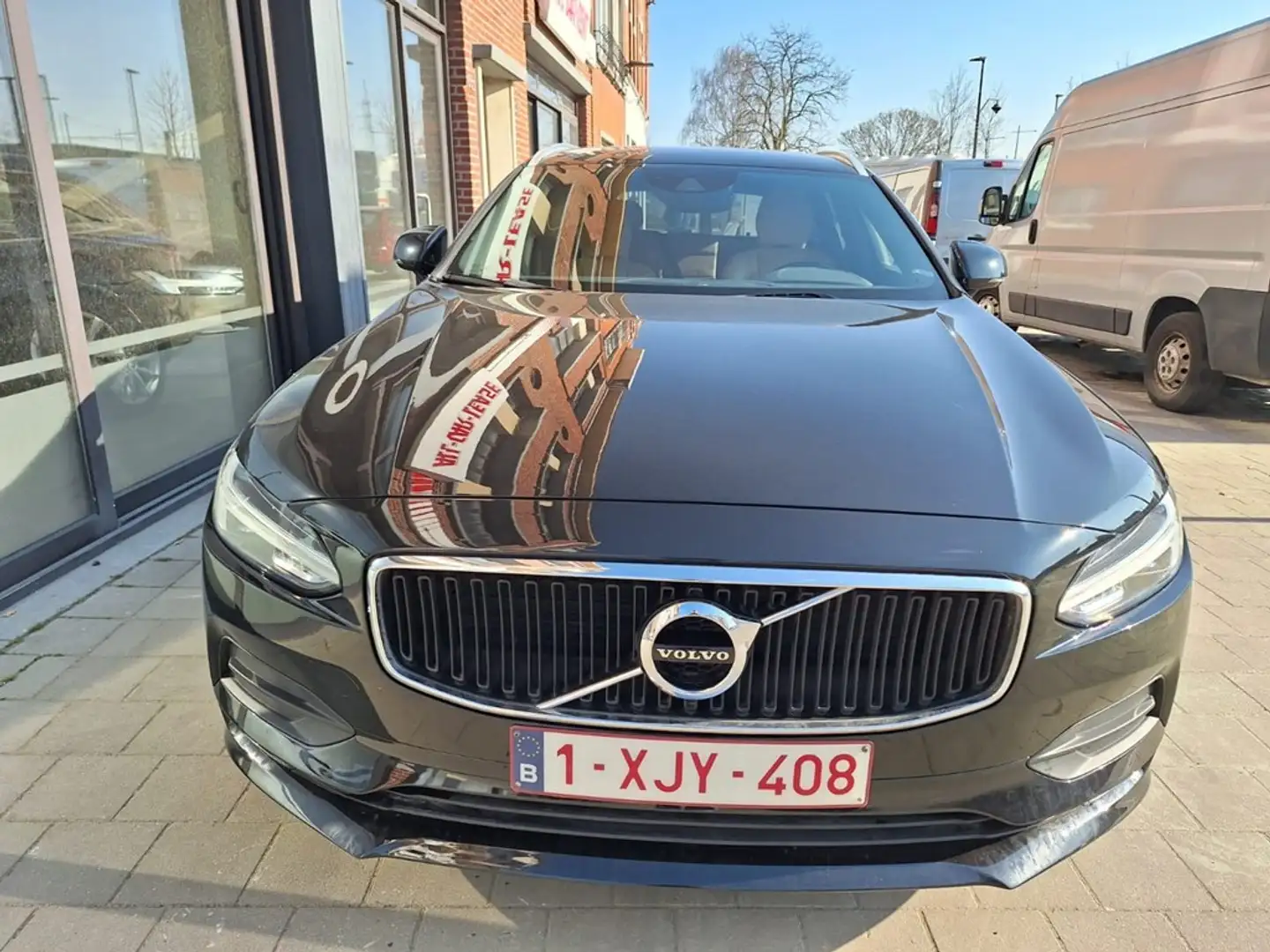 Volvo V90 Momentum PRO D3/ Leder/Airco/Flame birch houtinleg Zwart - 2