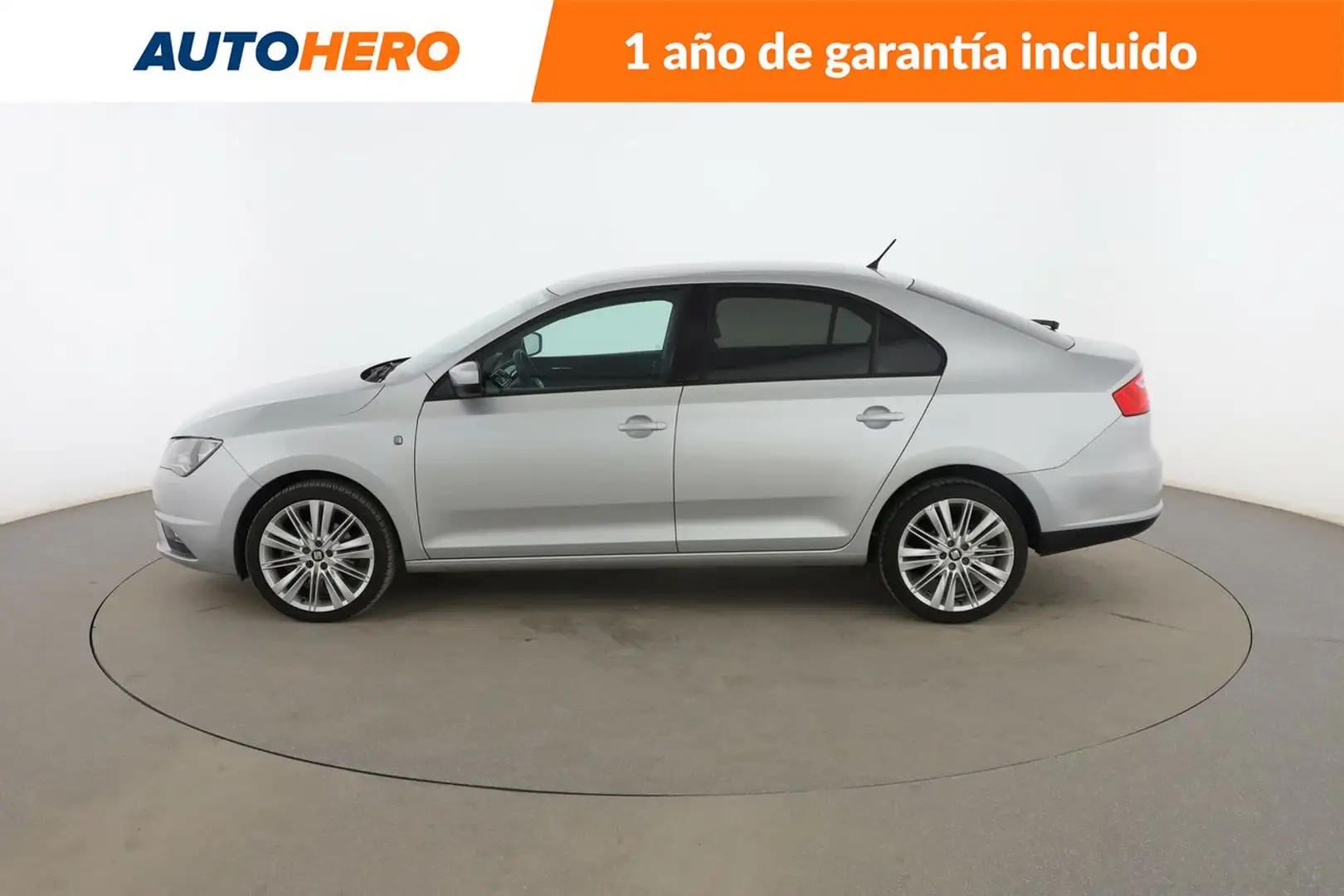 SEAT Toledo 1.6TDI CR Style 105 srebrna - 2