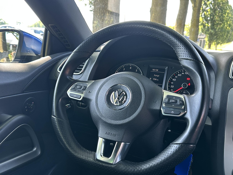 Volkswagen Scirocco 1.4 TSI Highline Plus — photo 18