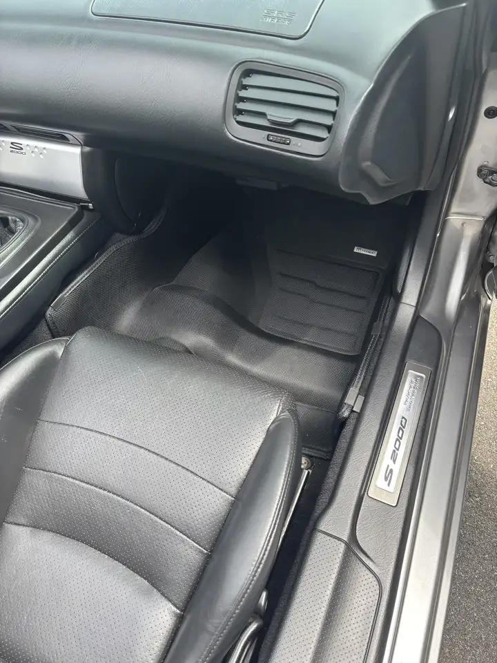 S 2000 fotografie S 2000