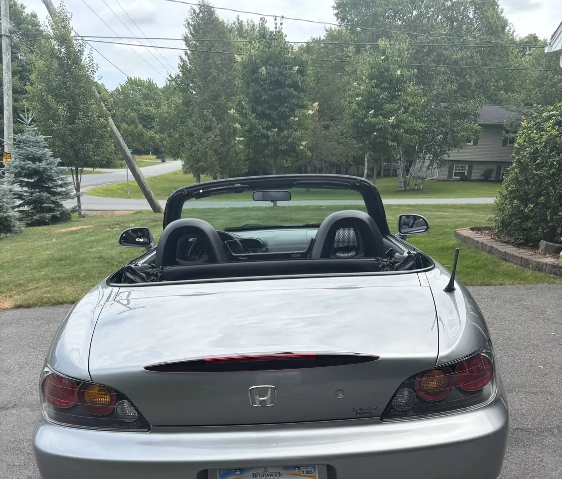 S 2000 fotografie S 2000