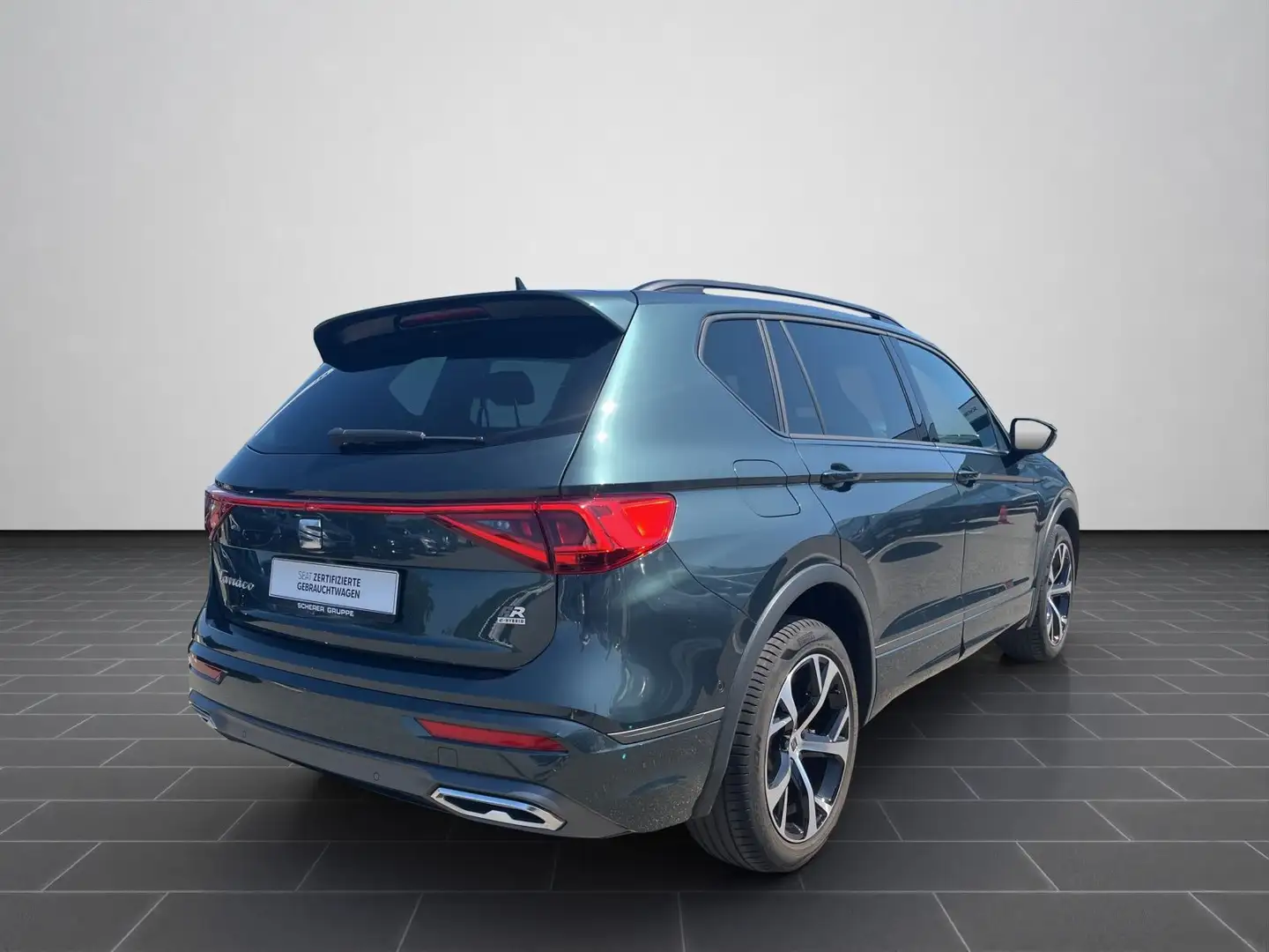 SEAT Tarraco FR 1.4 e-HYBRID NAV PANO NAVI SHZ KAM AC Grün - 2