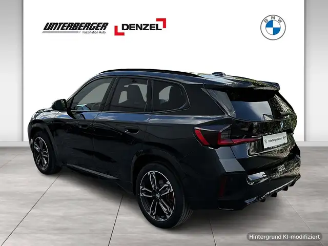 BMW X1 view 3