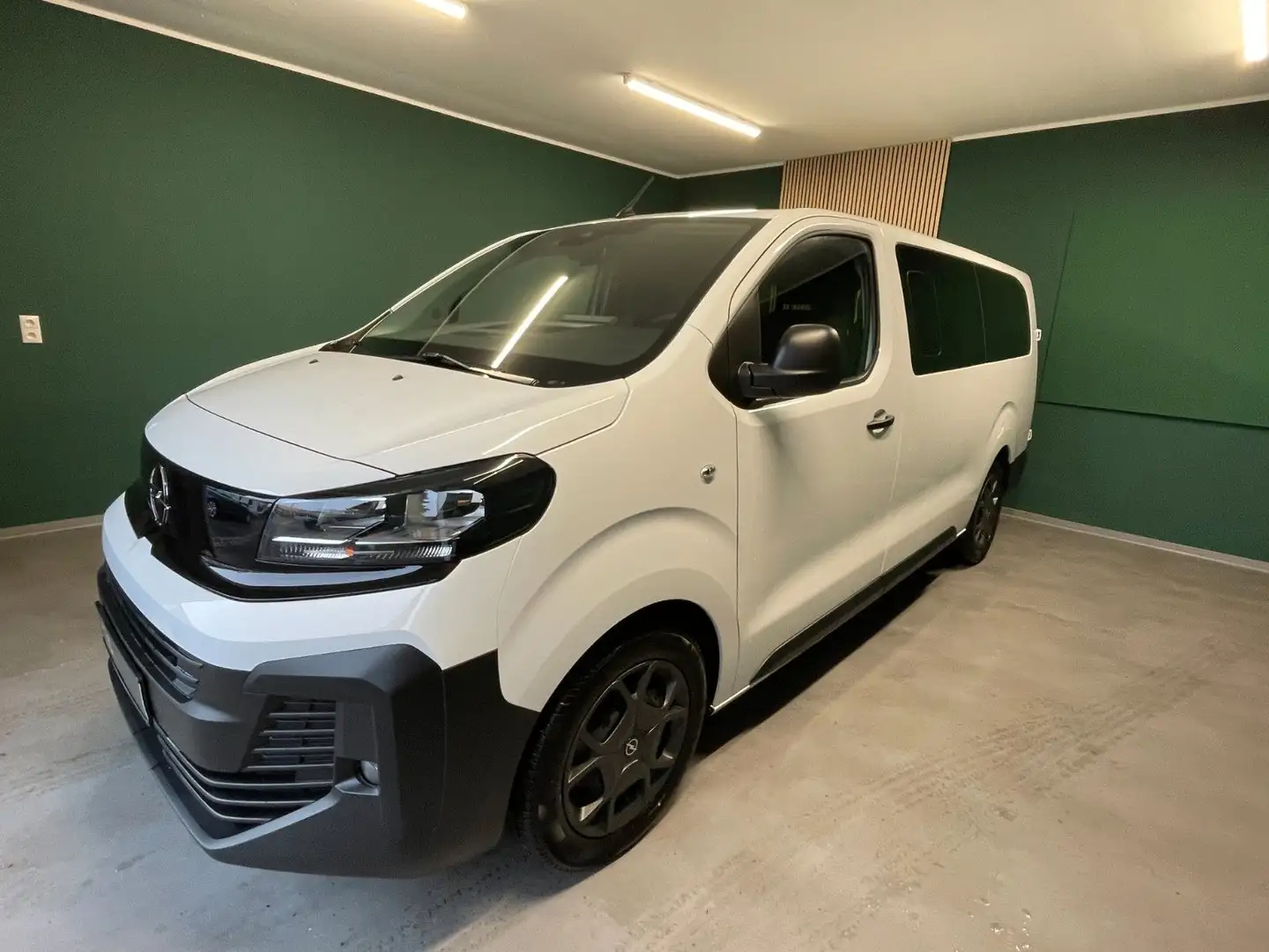 Opel Vivaro 2.0 HDi/Kamera/virt.Cockp/299€mtl. Weiß - 1
