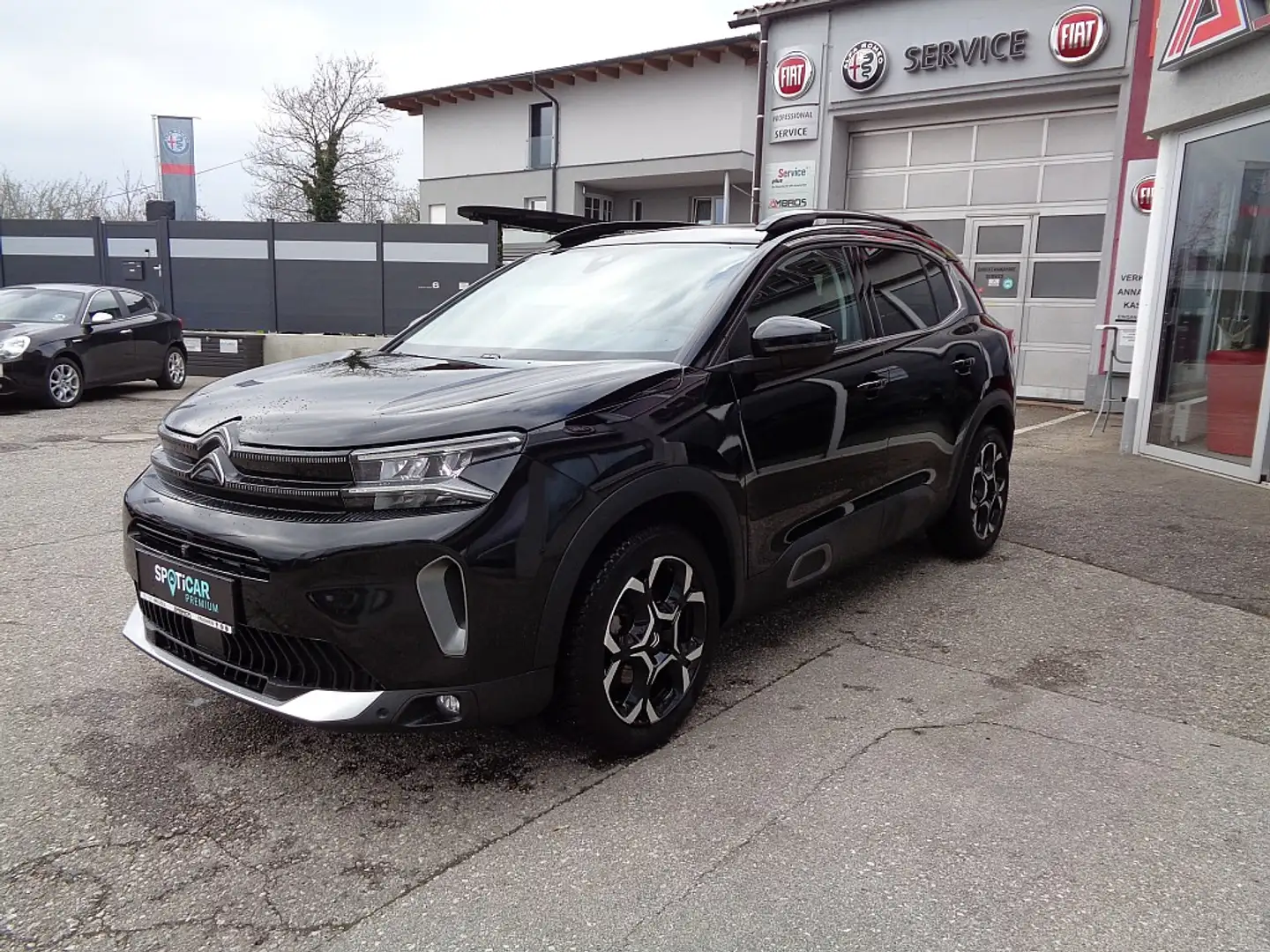 Citroen C5 Aircross BlueHDI 130 AUTOMATIK EAT8 MAX JUNGWAGEN-AKTION Schwarz - 1