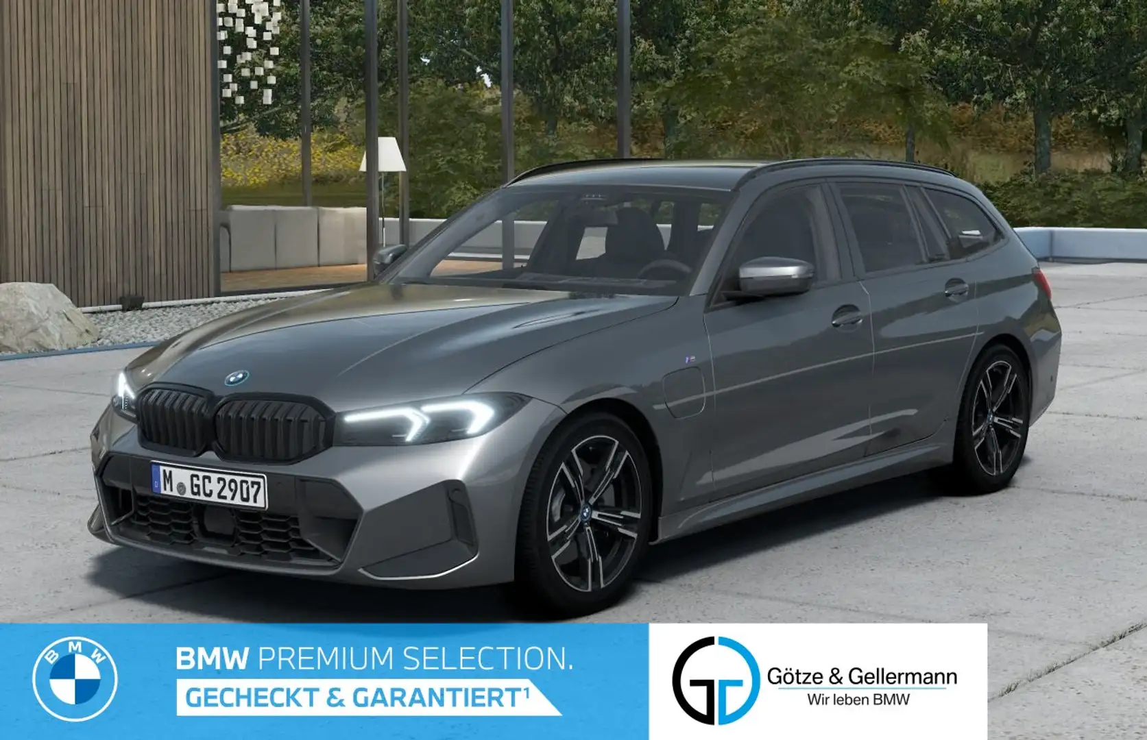 BMW 330 e xDrive Touring M Sport DrivingAssistantProf HiFi Grijs - 1