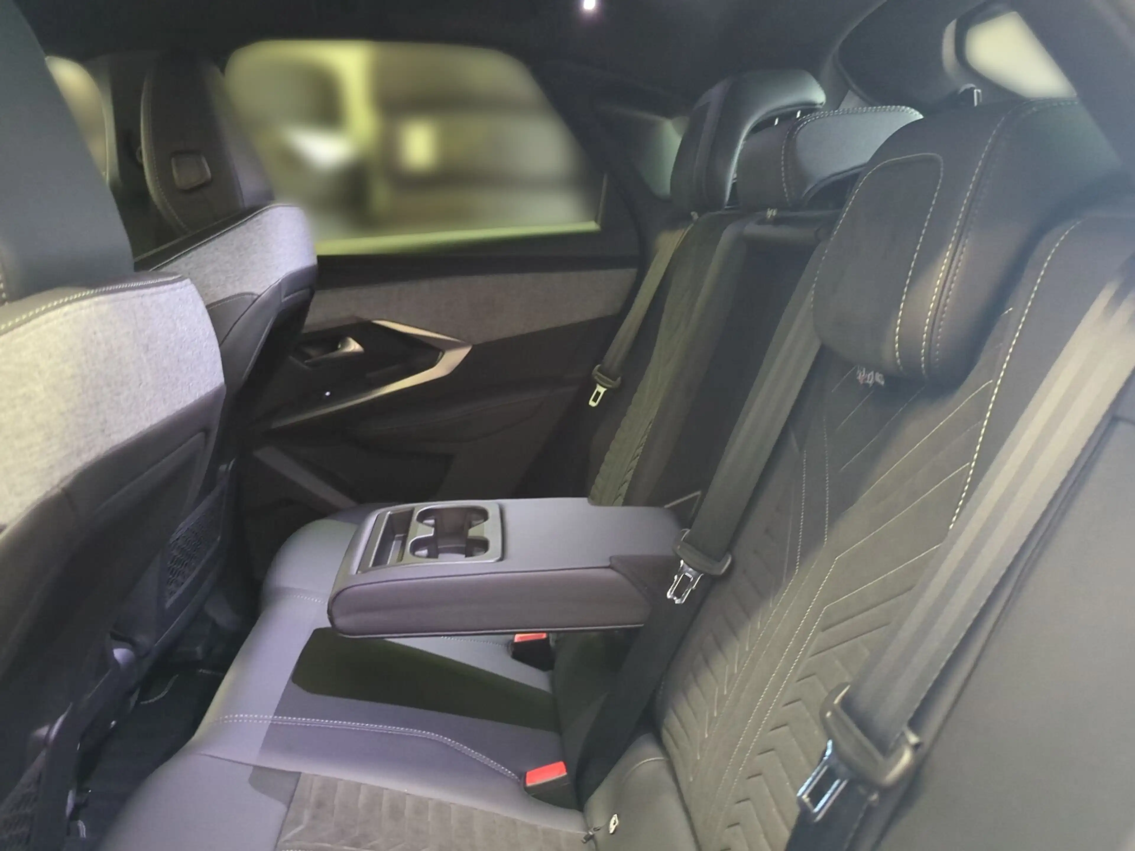 Peugeot 3008 Hybrid 136 e-DSC6 GT AHK Navi PDC Kamera AUT — photo 8