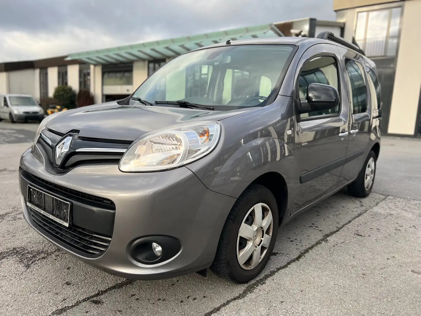 Renault Kangoo Kangoo  5-Türer ENERGY TCe 115 Start Grau - 2
