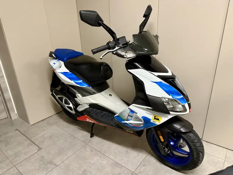 Aprilia SR 50 - foto 6