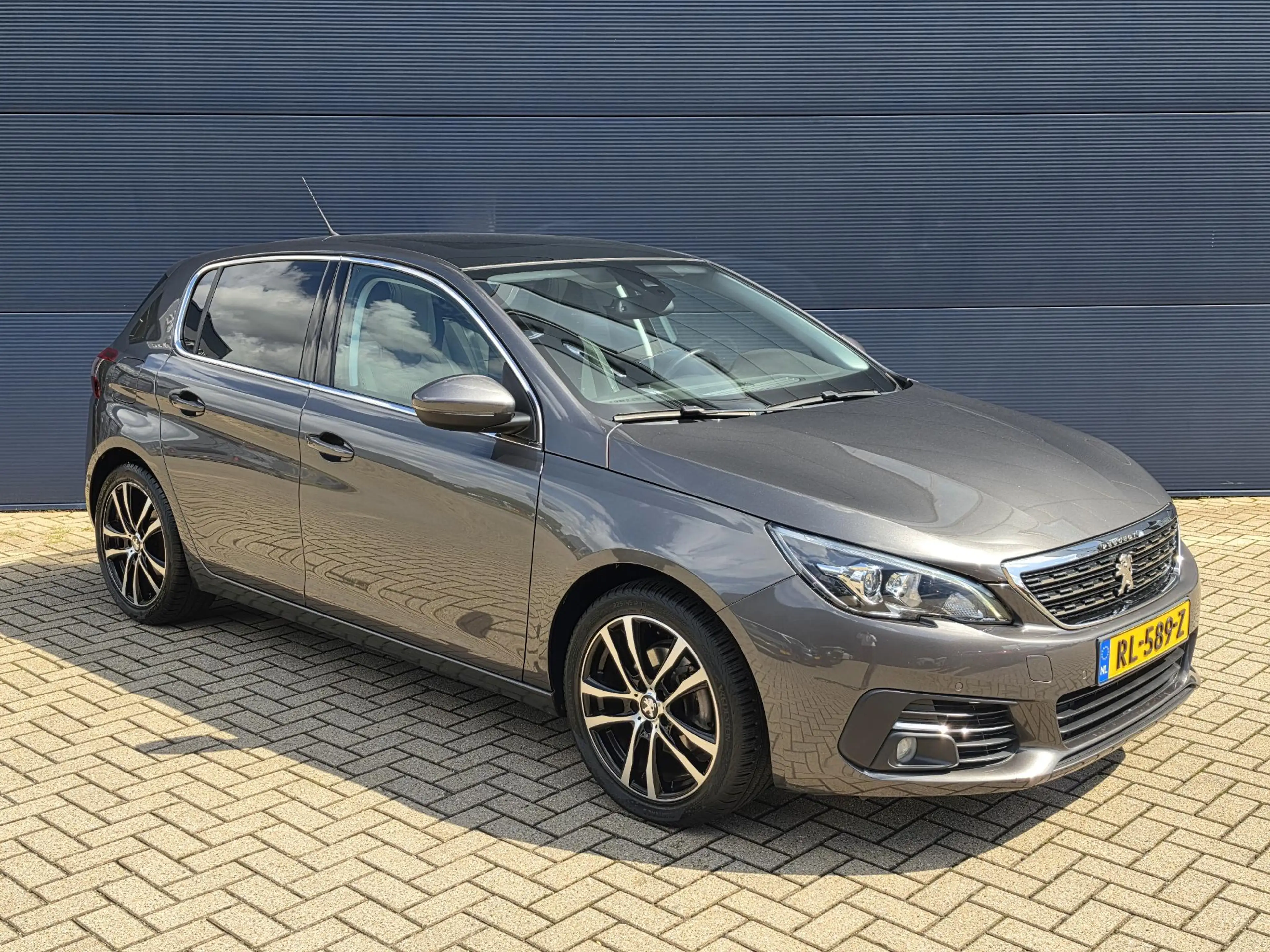 Peugeot 308 1.2 PureTech Allure | Apple Carplay | Panoramadak — photo 7