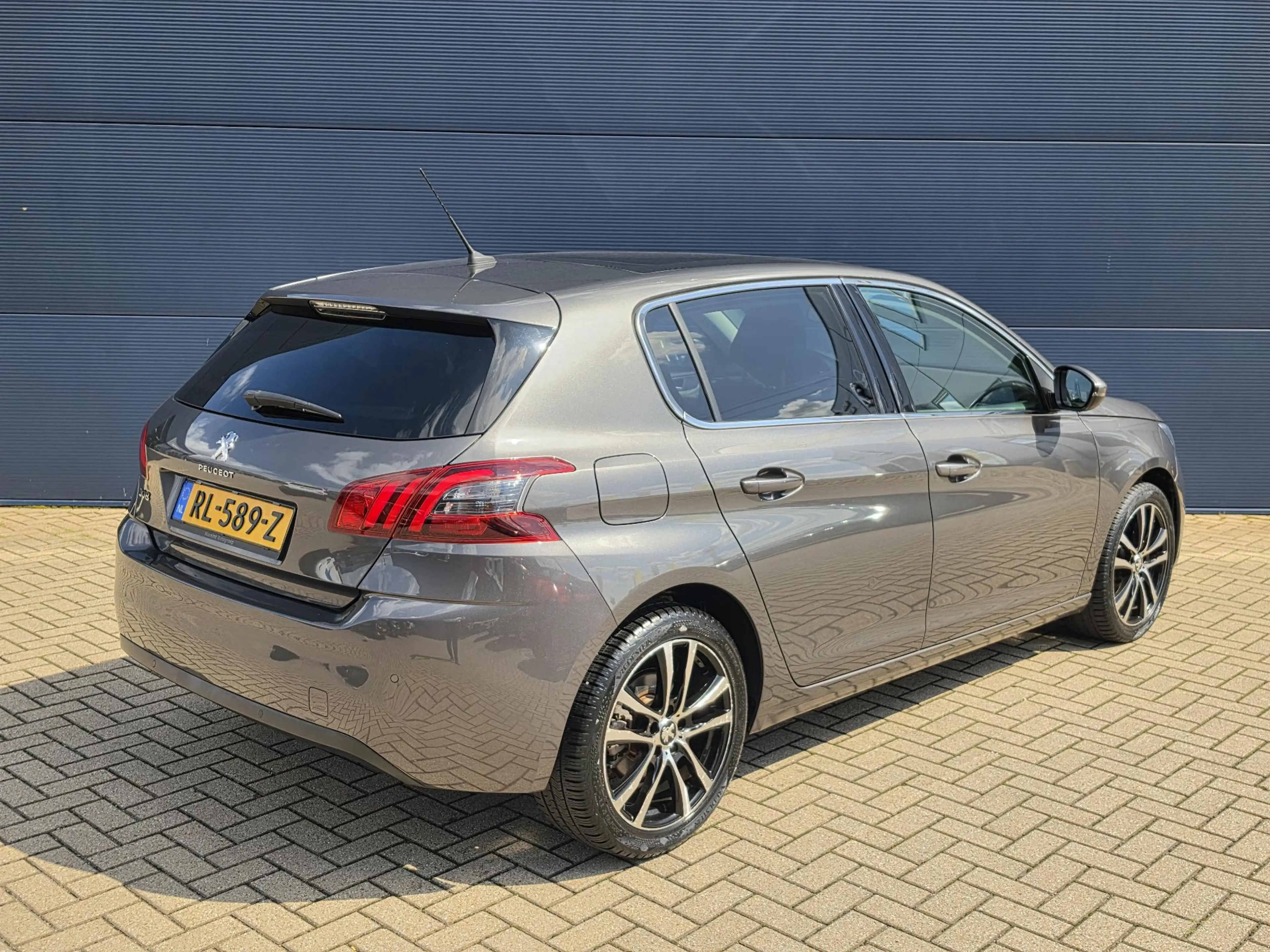 Peugeot 308 1.2 PureTech Allure | Apple Carplay | Panoramadak — photo 5