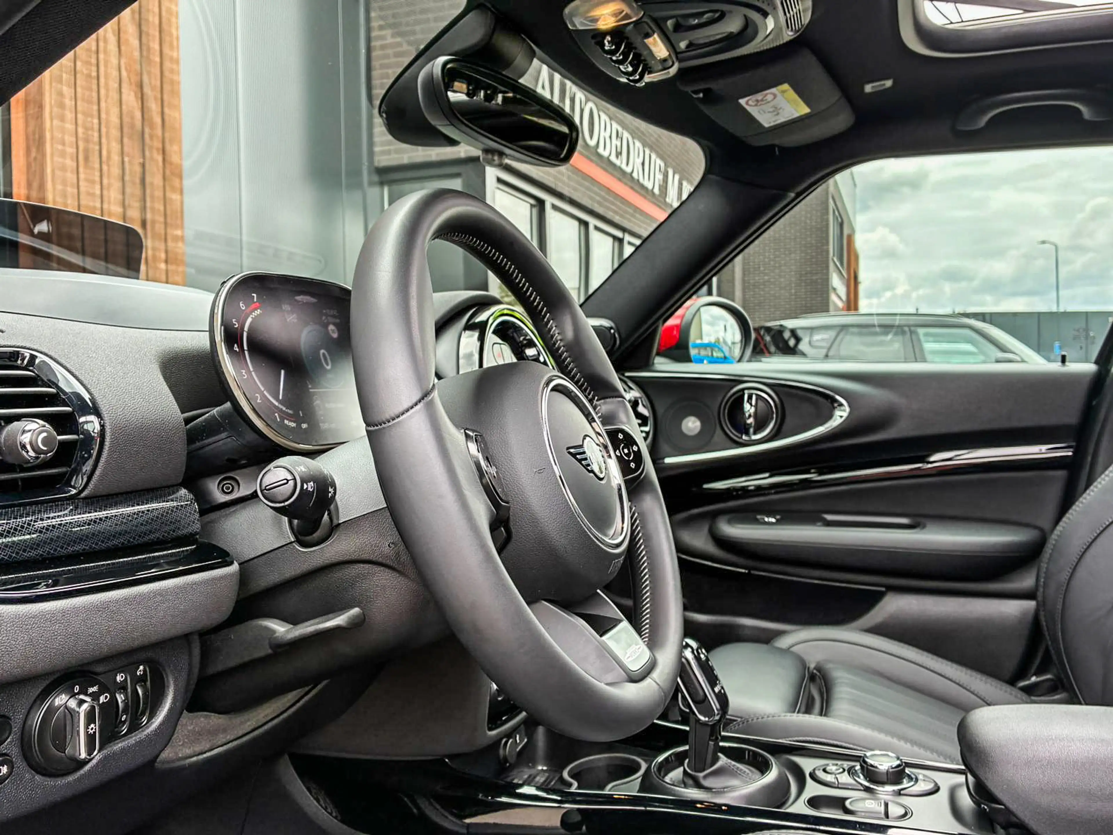 MINI John Cooper Works Clubman Mini 2.0 JCW ALL4 f1 aut 306pk/Rebelgreen/Pano/Cam — photo 2