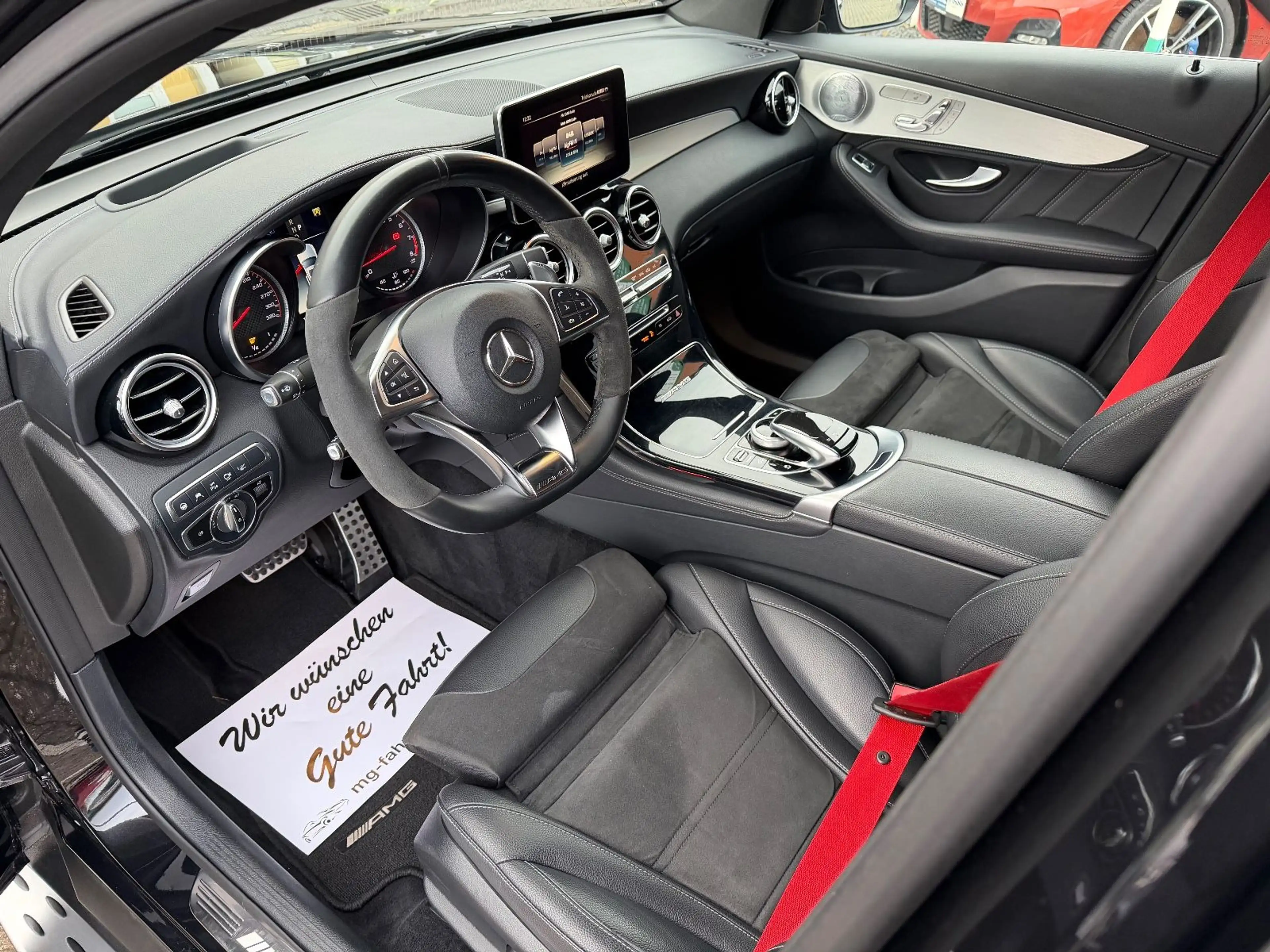 Mercedes-Benz GLC 63 AMG GLC 63S AMG COUPE HUD BURMESTER DRIVERS PACK — photo 11