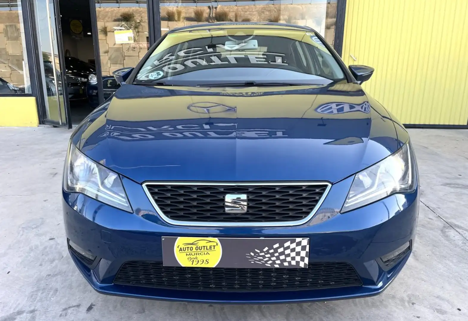 SEAT Leon Nuevo  1.6 TDI 105cv St&Sp I-Tech Azul - 2