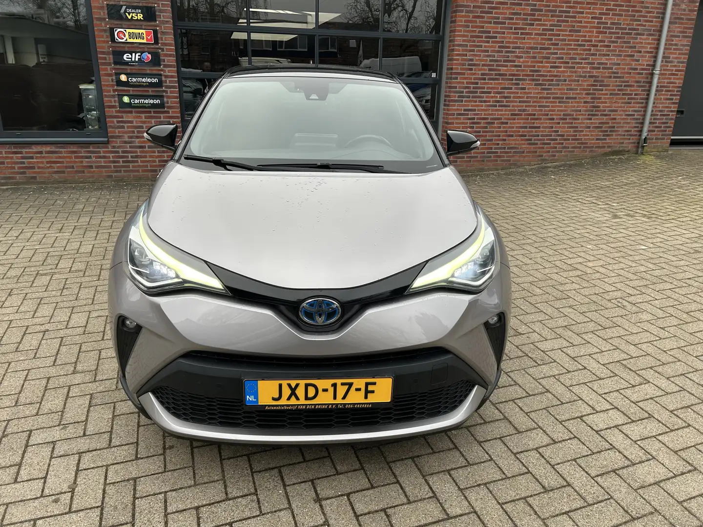 Toyota C-HR 2.0 Hybrid Club Bi Tone Argent - 2