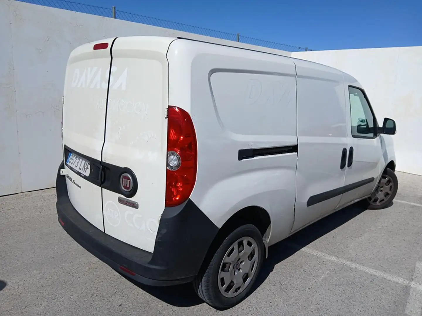 Fiat Dobló Cargo 1.3Mjt SX Maxi 70kW Weiß - 2