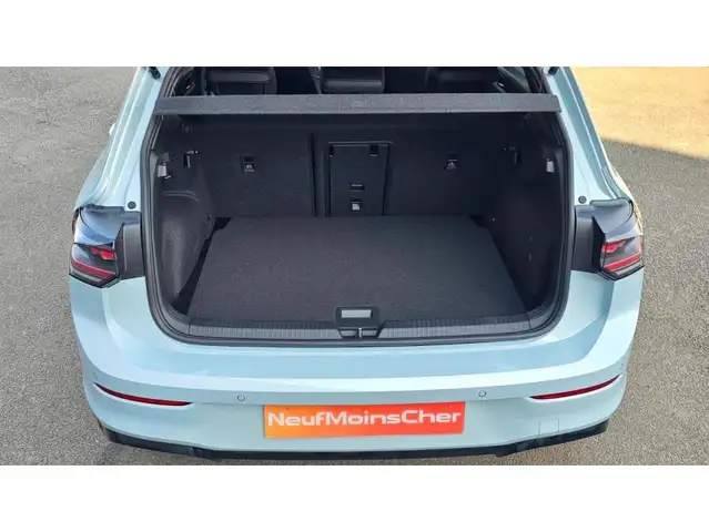 Volkswagen Golf view 24