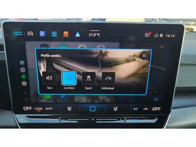 Volkswagen Golf view 12