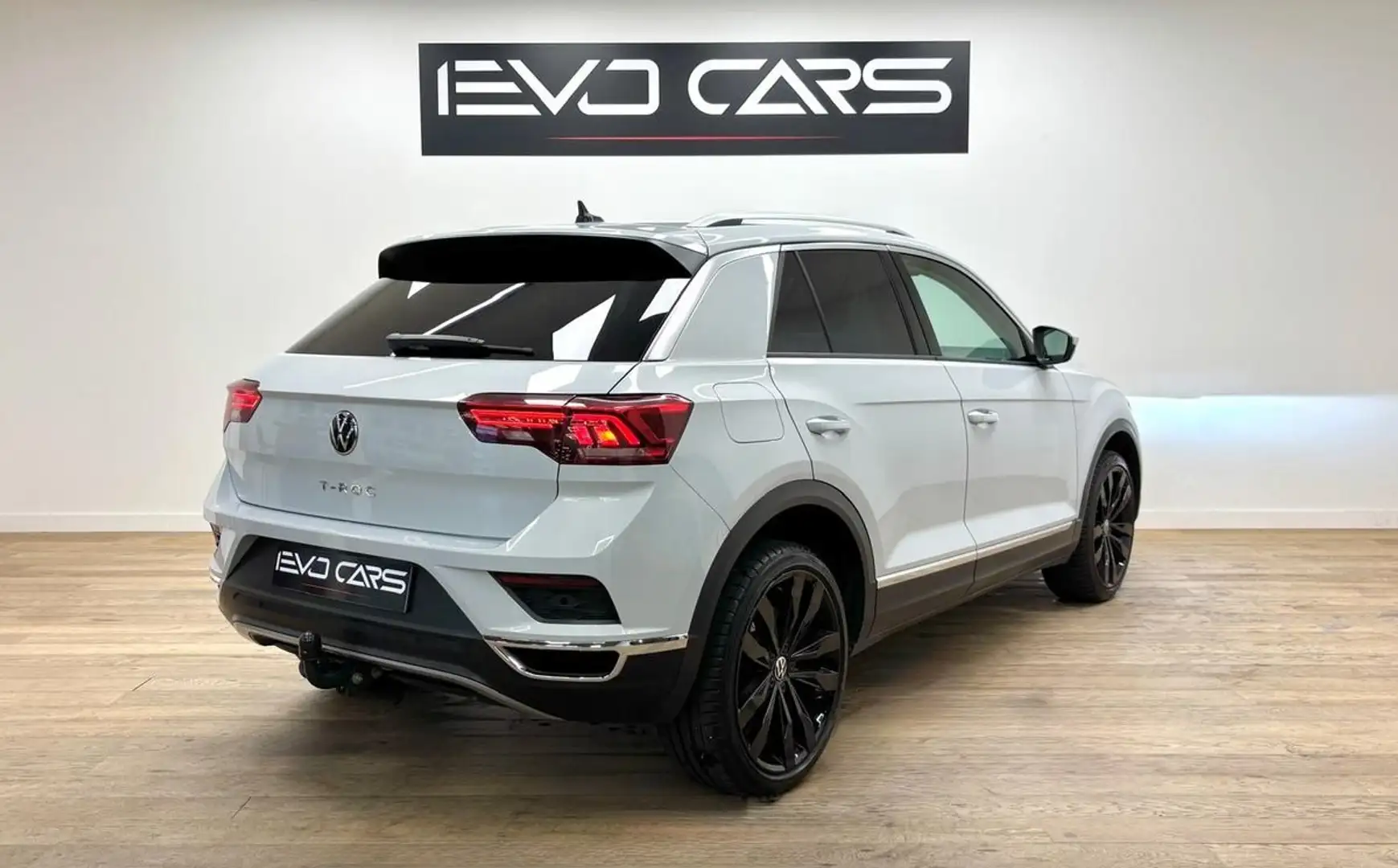 Volkswagen T-Roc 1.5 TSI 150 ch / CarPlay / Caméra / Keyless / ACC Gris - 2