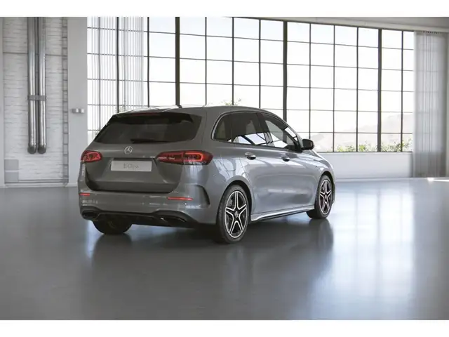 Mercedes-Benz B-Class view 3