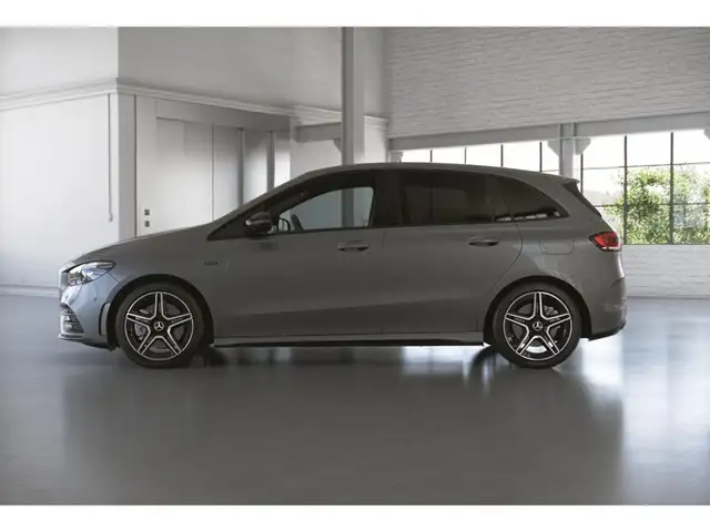 Mercedes-Benz B-Class view 4