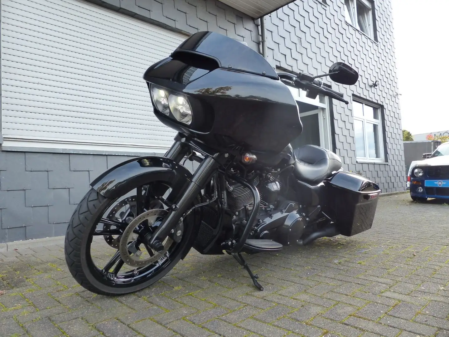 Harley-Davidson Road Glide inkl. 2 Jahre Garantie) Schwarz - 1