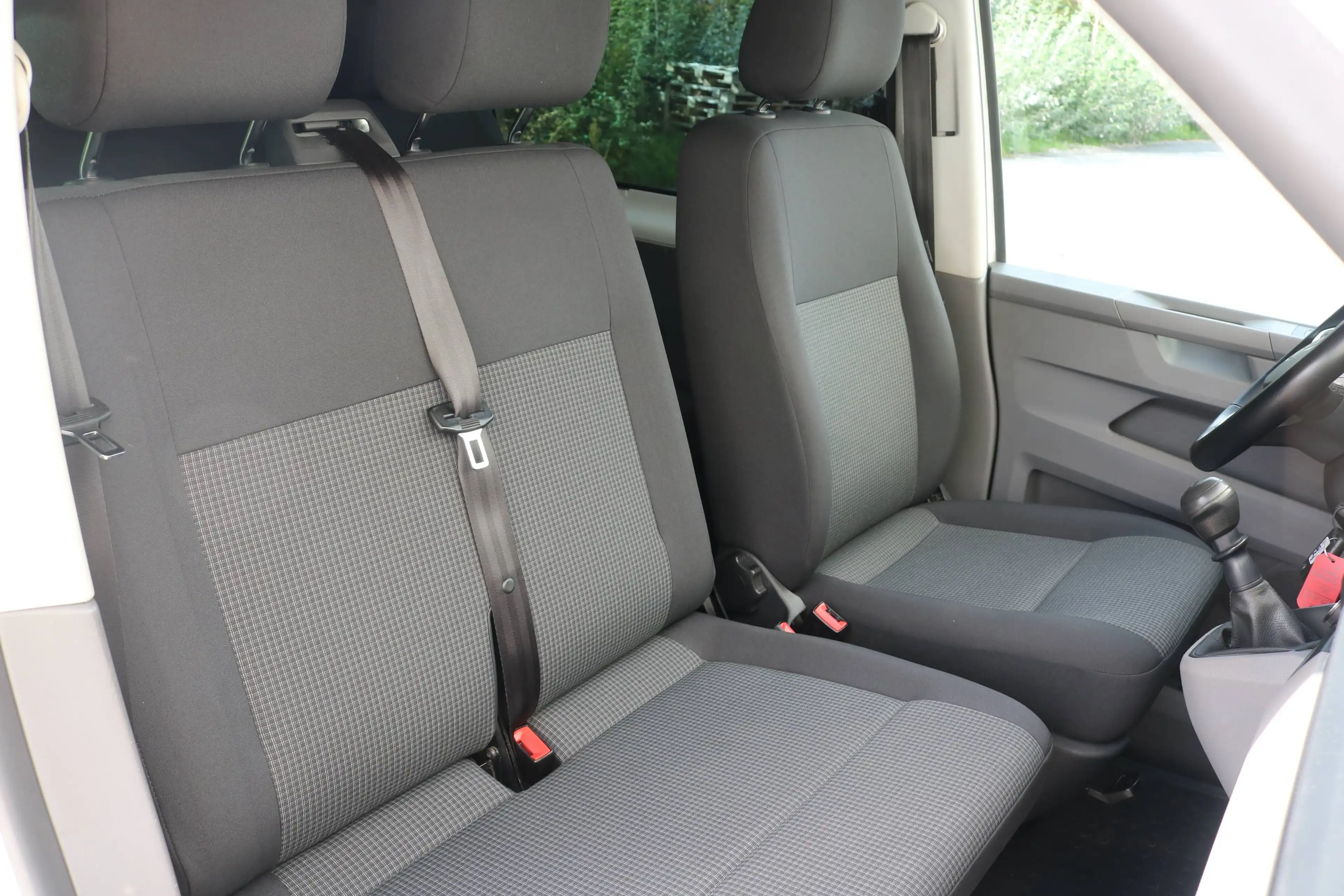 Volkswagen T6.1 Transporter 2.0 TDi SCR 4Motion Lichte Vracht Dubbele Cabine  |  6 Zitplaatsen — photo 14