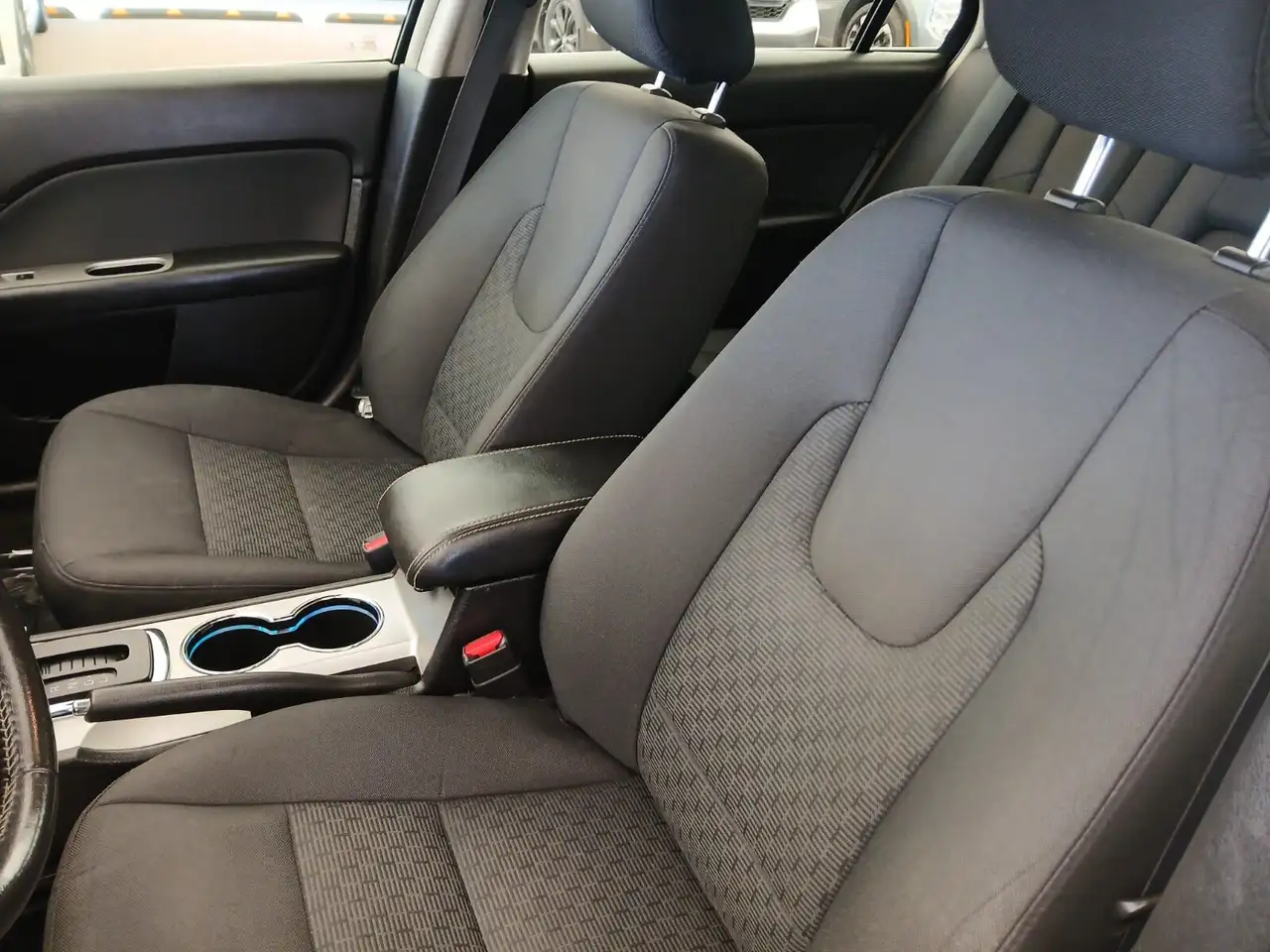 Ford Fusion снимка Ford Fusion