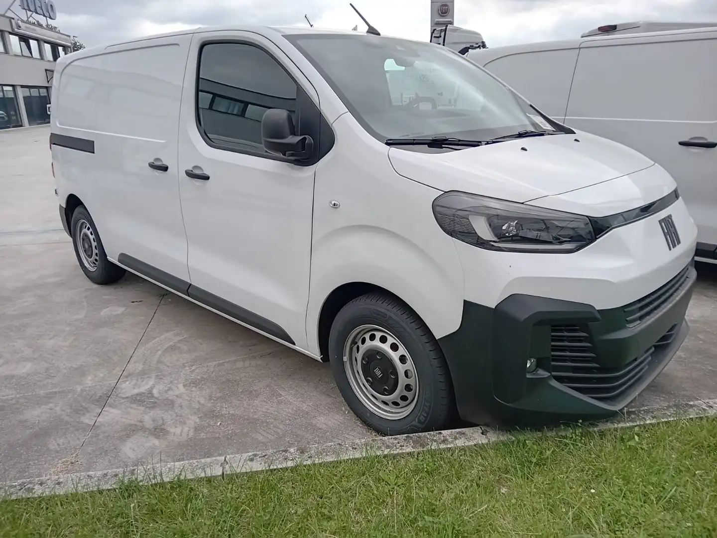 Fiat Scudo 120 CV DIESEL L2H1 3 POSTI Bianco - 1