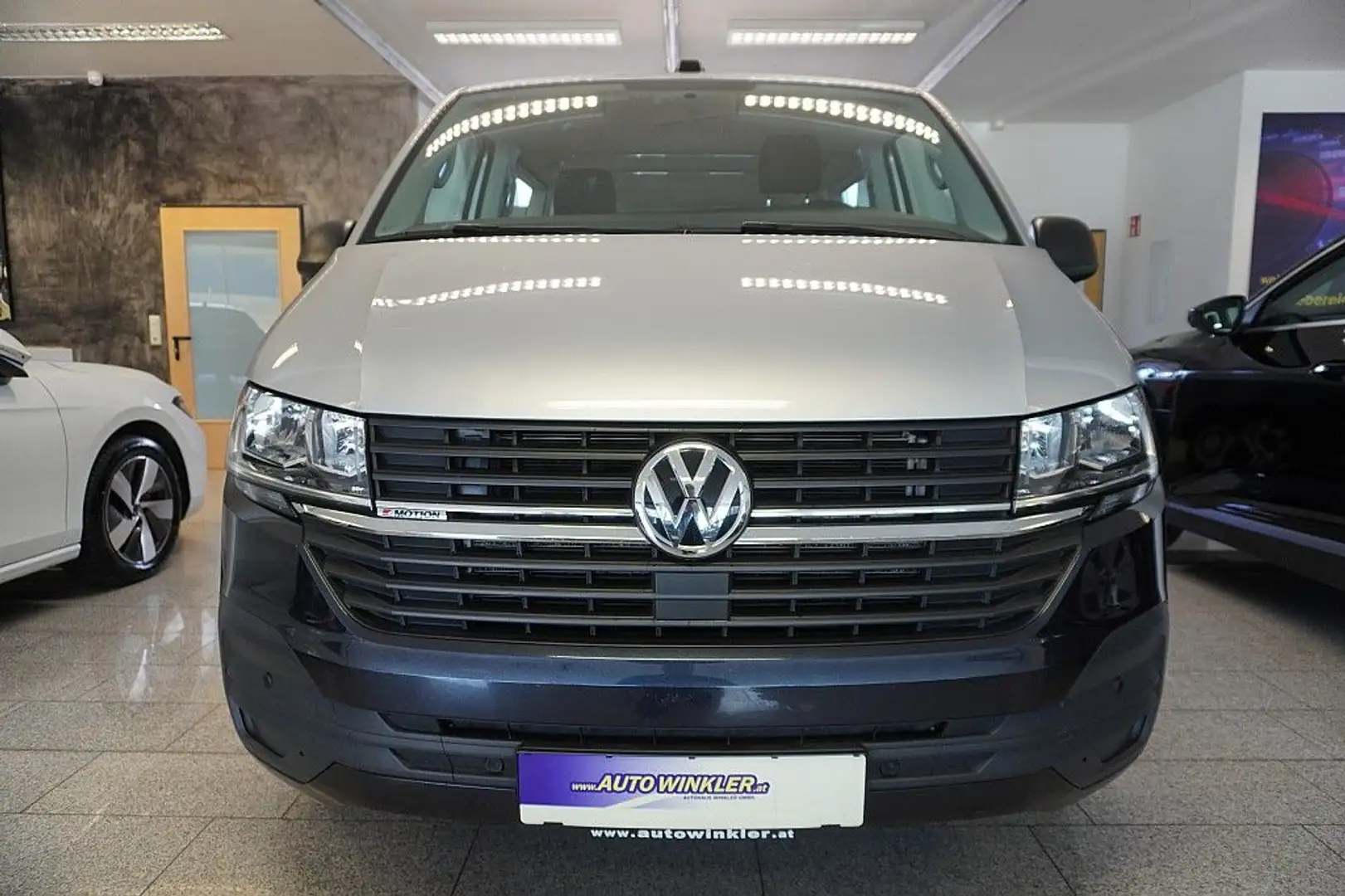 Volkswagen T6.1 Multivan 2,0TDI 4Motion DSG/Navi/PDC Silber - 2
